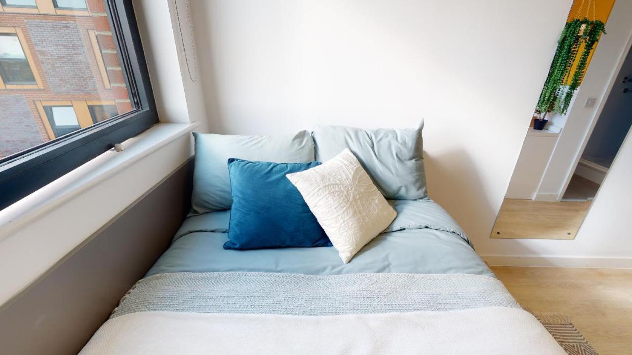For Students Only Private Bedrooms With Shared Kitchen And Studios At Iq Haywood House In Londra Dış mekan fotoğraf